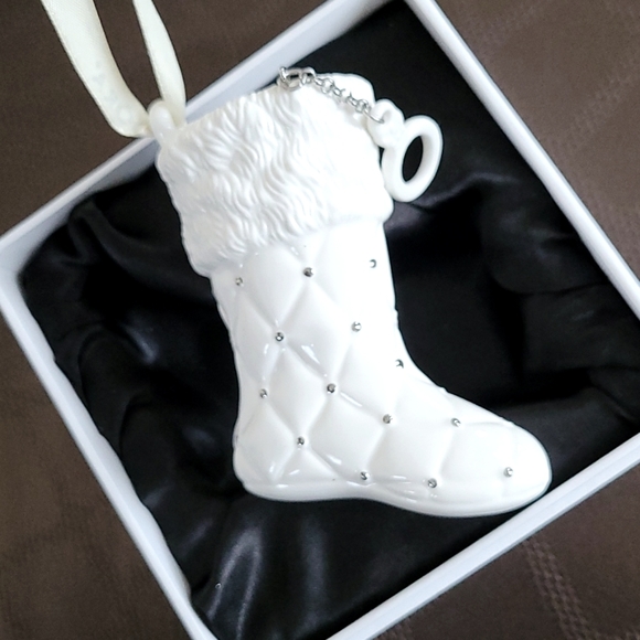 Pandora 2012 Christmas Unforgettable Moments Stocking Ornament - Picture 8 of 8